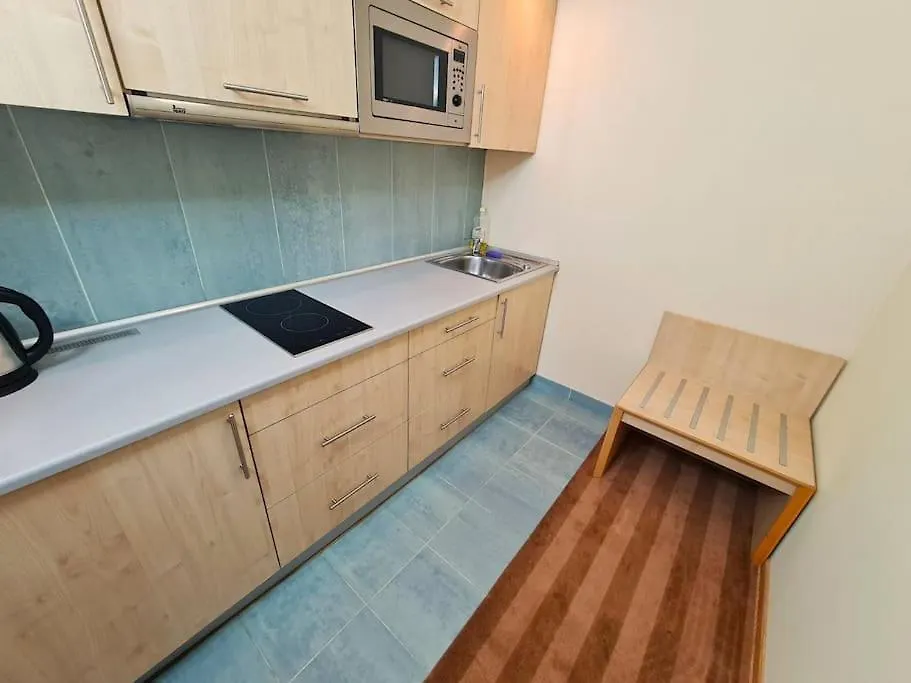 Fantastic Waw - Z6 Room - 403B Warsaw Apartment